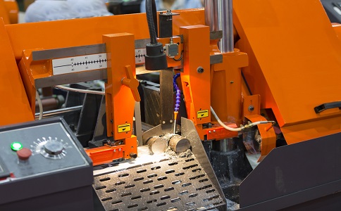 炎陵龙门带锯床具备哪些优点？